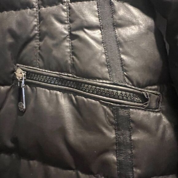 Vince camuto‎ women's size small full zip down jacket in black w/ hood - Picture 3 of 5